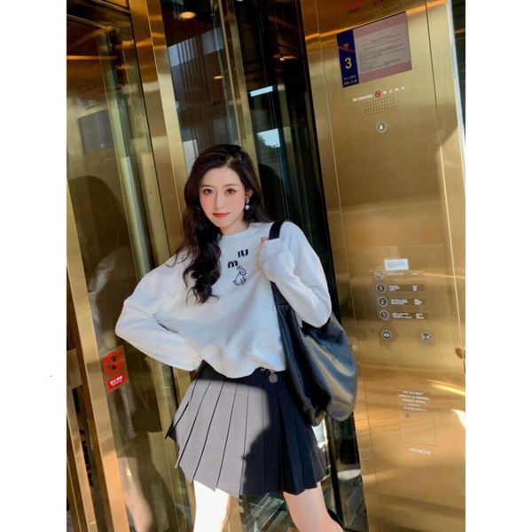Women Pullover 2023 Spring Autumn New Embroidery Cute Rabbit Patch Long Sleeve Hoodies Round Neck Short White Sweater
Women Pullover 2023 Spring Autumn New Embroidery Cute Rabbit Patch Long Sleeve Hoodies Round Neck Short White Sweater