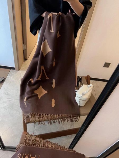Echarpe Designer Scarf Women Cashmere Designer Scarf Full Letter Printed Scarves Soft Touch Warm Wraps with Tags silk scarf
Echarpe Designer Scarf Women Cashmere Designer Scarf Full Letter Printed Scarves Soft Touch Warm Wraps with Tags silk scarf
