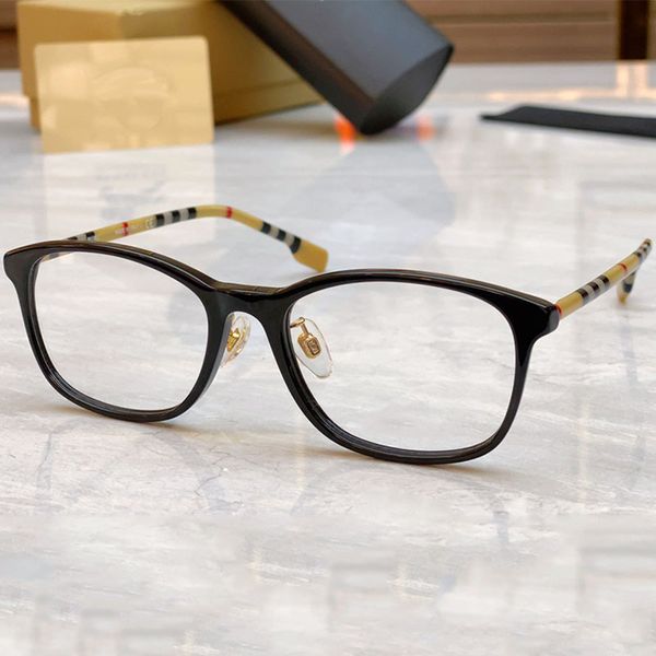 Square optical glasses reading B2371D designer fashionable mens and womens plate frame mirror legs checkered pattern transparent eyewear gentle little woman
Square optical glasses reading B2371D designer fashionable mens and womens plate frame mirror legs checkered pattern transparent eyewear gentle little woman
