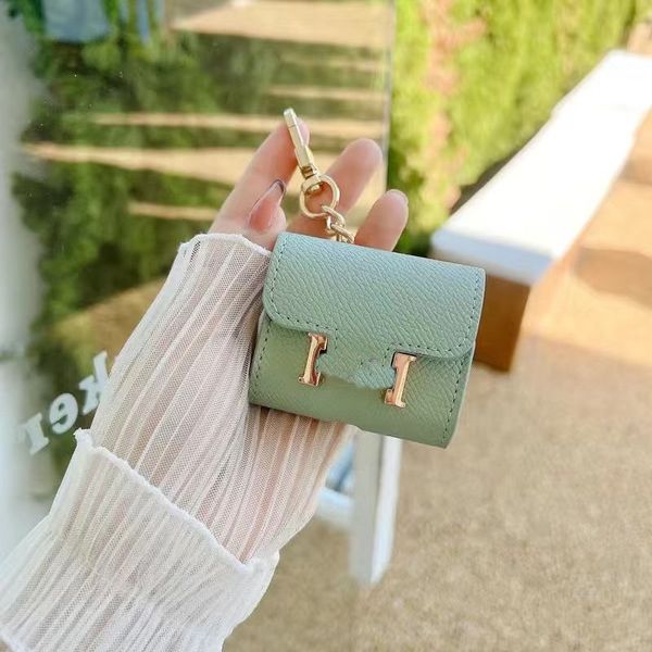 Designer Earphones Key Buckle Woman Wallet Bags Pendant Purse Bag Car Cute Keychain Handmade Soft Leather Lipstick Mini Keychains
Designer Earphones Key Buckle Woman Wallet Bags Pendant Purse Bag Car Cute Keychain Handmade Soft Leather Lipstick Mini Keychains