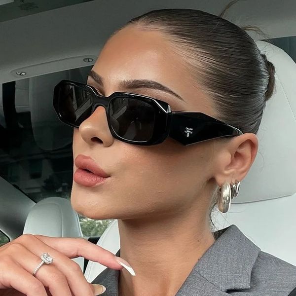 Luxury Designer sunglasses Women Fashion Sunglasses Designer Runway Small Retro Female Ladies Glasses UV400
Luxury Designer sunglasses Women Fashion Sunglasses Designer Runway Small Retro Female Ladies Glasses UV400
