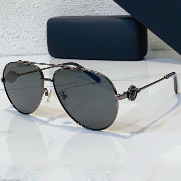 Oval frame designer gradient fashion men and women Lunettes de Soleil pilot metal frame mirror legs with symbol pattern driving leisure vacation belt original box
Oval frame designer gradient fashion men and women Lunettes de Soleil pilot metal frame mirror legs with symbol pattern driving leisure vacation belt original box
