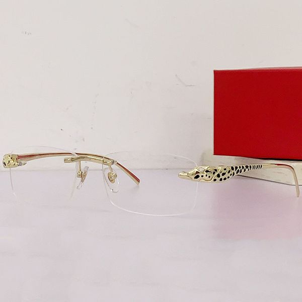 Panther de Catie sunglasses Designer Luxury 8200876 Square Borderless Metal Frame Leopard Print Mirror Legs Elegant Mens and Womens Leisure Vacation Driving Case.
Panther de Catie sunglasses Designer Luxury 8200876 Square Borderless Metal Frame Leopard Print Mirror Legs Elegant Mens and Womens Leisure Vacation Driving Case.