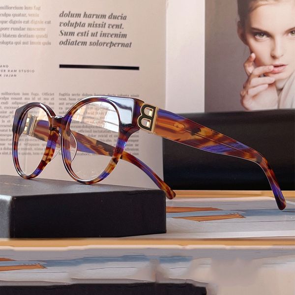 Arc optical frame with B symbol designer optical eyewear reading retro modern womens and mens BB01730 sheet frame transparent glasses street photography vacation
Arc optical frame with B symbol designer optical eyewear reading retro modern womens and mens BB01730 sheet frame transparent glasses street photography vacation
