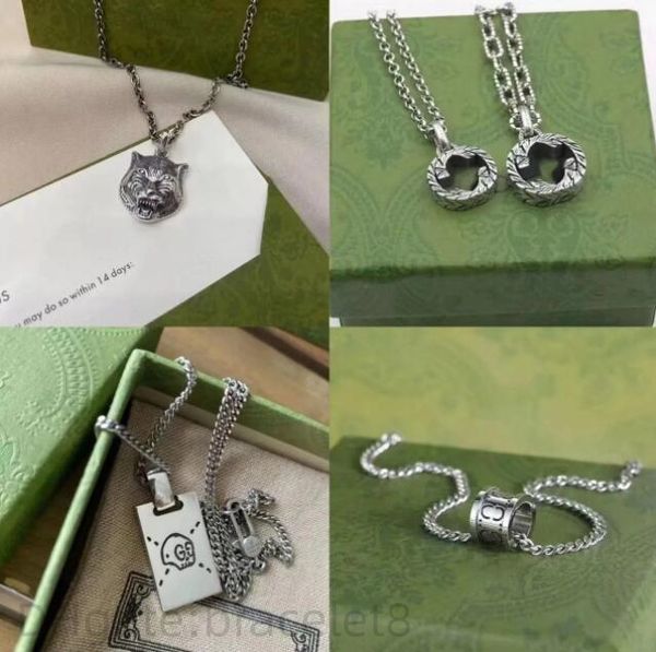 Designer Luxury Necklace Brand Letter 925 Silver Chain Mens Womens Pendant Skull Tiger Necklaces Fashion Gift High Quality Couple Necklaces
Designer Luxury Necklace Brand Letter 925 Silver Chain Mens Womens Pendant Skull Tiger Necklaces Fashion Gift High Quality Couple Necklaces