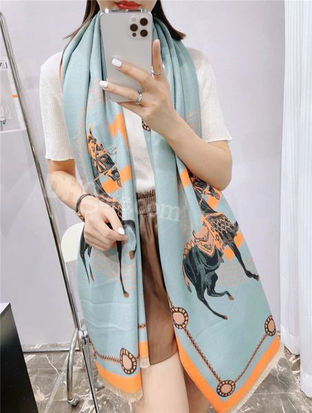 Cashmere Echarpe Silk Fashion Warm Designer Winter Scarf 180*65cm Brand Letter Print De Scarf
Cashmere Echarpe Silk Fashion Warm Designer Winter Scarf 180*65cm Brand Letter Print De Scarf