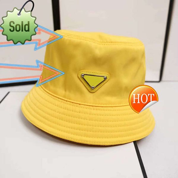 Designers Caps Hats Mens Bonnet Beanie Bucket Hat Womens Baseball Cap Snapbacks Beanies Fedora Fitted Hats Woman Luxurys Design Chapeaux15887cc, White
Designers Caps Hats Mens Bonnet Beanie Bucket Hat Womens Baseball Cap Snapbacks Beanies Fedora Fitted Hats Woman Luxurys Design Chapeaux15887cc, White