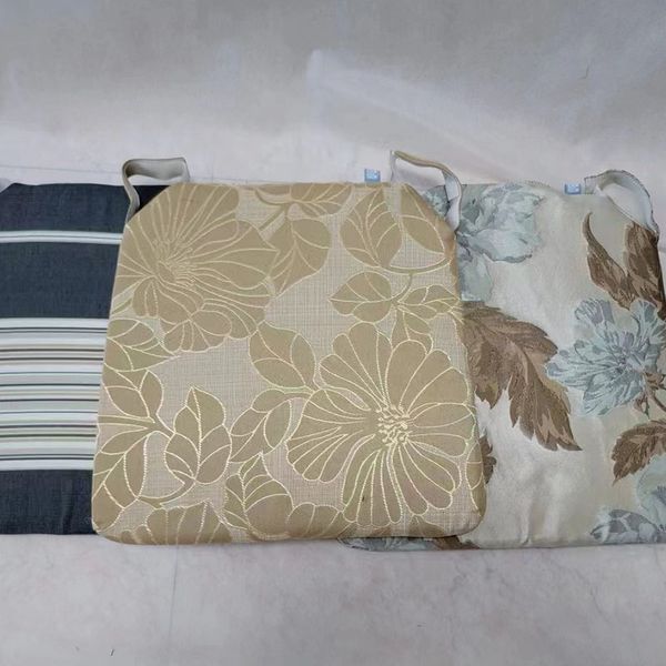 designer Seat Cushion Luxury Fashion Retro Sponge Cushion Sofa Home Furnishing(10 minimum purchases)
designer Seat Cushion Luxury Fashion Retro Sponge Cushion Sofa Home Furnishing(10 minimum purchases)