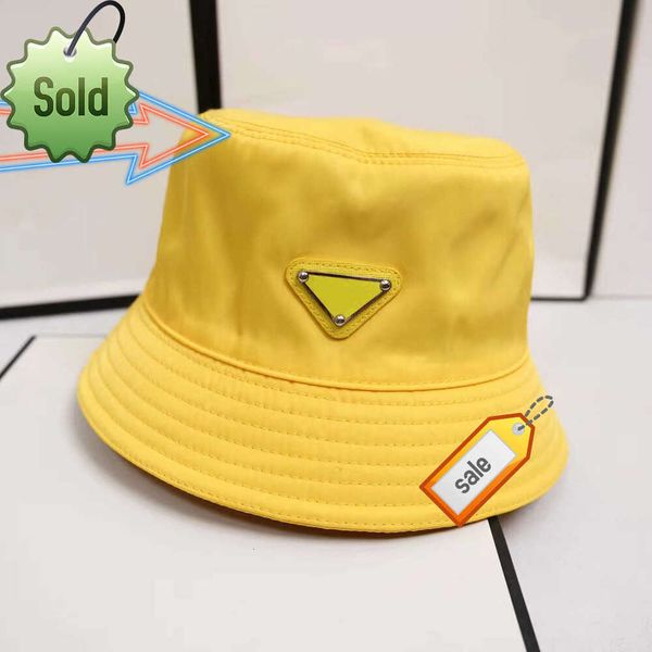 Designers Caps Hats Mens Bonnet Beanie Bucket Hat Womens Baseball Cap Snapbacks Beanies Fedora Fitted Hats Woman Luxurys Design Chapeaux124133111212cc, Pink
Designers Caps Hats Mens Bonnet Beanie Bucket Hat Womens Baseball Cap Snapbacks Beanies Fedora Fitted Hats Woman Luxurys Design Chapeaux124133111212cc, Pink