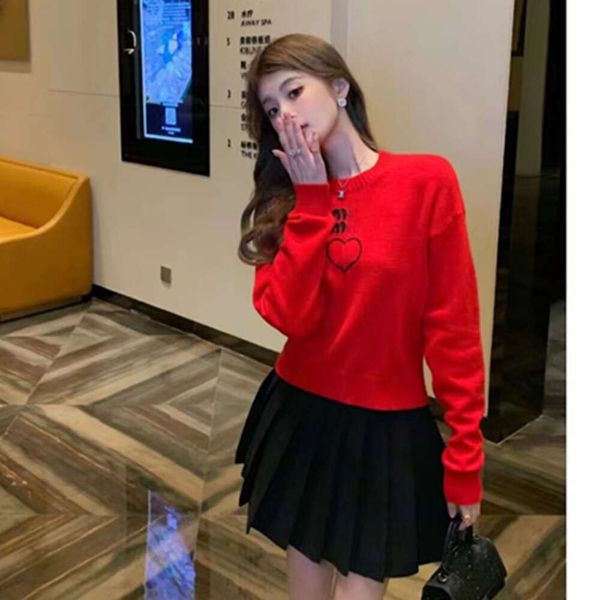 Woman Clothing Autumn New Love Letter Embroidered Round Neck Knitted Long Sleeve Reducing Versatile Fashion Slim Fit Sweater, White
Woman Clothing Autumn New Love Letter Embroidered Round Neck Knitted Long Sleeve Reducing Versatile Fashion Slim Fit Sweater, White