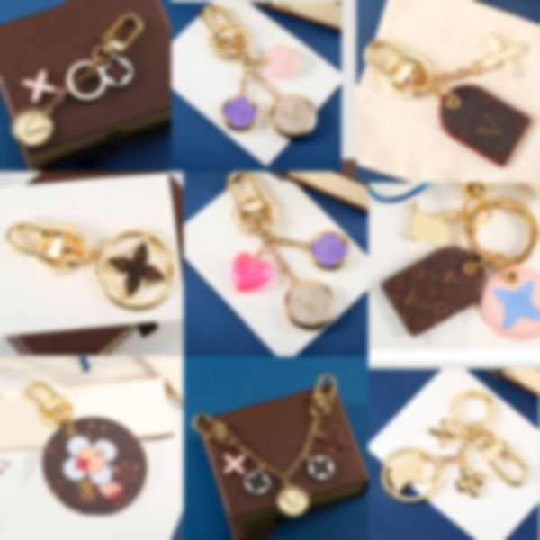 2023Handmade designer keychains dragonne multicolor key chain women men brown leather bag wallet lanyard plated gold accessories dragonne keychain letter C12
2023Handmade designer keychains dragonne multicolor key chain women men brown leather bag wallet lanyard plated gold accessories dragonne keychain letter C12