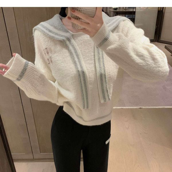 Women's Clothing 2023 Autumn Winter New Academy Style Pink Letter Sweater Letter Embroidery Decoration Design Knitwear Wholesale, White
Women's Clothing 2023 Autumn Winter New Academy Style Pink Letter Sweater Letter Embroidery Decoration Design Knitwear Wholesale, White