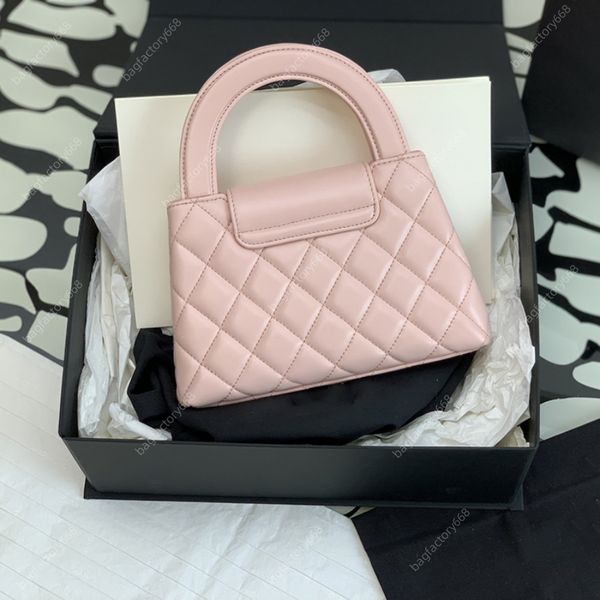 Handbags High Quality Designers Bags 19cm lady purse shoulder bag genuine leather crossbody bag With box C535 Plain Genuine Leather Chains card holder Fashion Bags
Handbags High Quality Designers Bags 19cm lady purse shoulder bag genuine leather crossbody bag With box C535 Plain Genuine Leather Chains card holder Fashion Bags