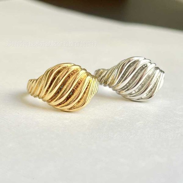 DY Ring Designer Classic jewelry Fashion Charm Jewelry women ring 925 Sterling Silver Popular Thread Ring Christmas gifts jewelry high quality luxury accessories
DY Ring Designer Classic jewelry Fashion Charm Jewelry women ring 925 Sterling Silver Popular Thread Ring Christmas gifts jewelry high quality luxury accessories