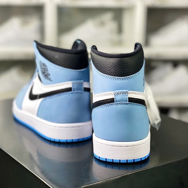 Dress Shoes Best Reps 1S Black Phantom High Chicago Lost Found Men University Blue Obsidian UNC Toe Women Training Shoes Luxury Branded No Box
Dress Shoes Best Reps 1S Black Phantom High Chicago Lost Found Men University Blue Obsidian UNC Toe Women Training Shoes Luxury Branded No Box