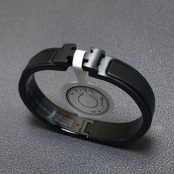 Designer Bracelet H Classic Jewelry Luxury jewelry New high version Asian black h new brushed Matte Black Bracelet high-end jewelry Christmas gift accessories
Designer Bracelet H Classic Jewelry Luxury jewelry New high version Asian black h new brushed Matte Black Bracelet high-end jewelry Christmas gift accessories