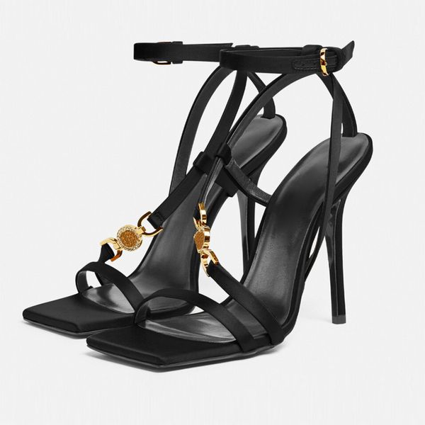 Crystal Heel sandals 105mm Metal buckle decoration embellished Satin designer shoes Square Toes stiletto Heels womens high heeled Ankle Strap party Evening shoes, Black
Crystal Heel sandals 105mm Metal buckle decoration embellished Satin designer shoes Square Toes stiletto Heels womens high heeled Ankle Strap party Evening shoes, Black