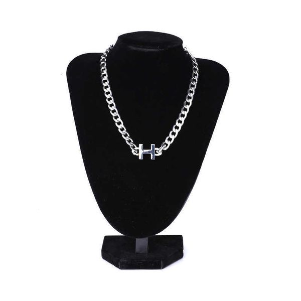 Designer Necklace H Classic Jewelry Luxury jewelry INS New Titanium Steel Necklaces Handmade girls' Fashion Necklace Christmas gift High quality fashion jewelry
Designer Necklace H Classic Jewelry Luxury jewelry INS New Titanium Steel Necklaces Handmade girls' Fashion Necklace Christmas gift High quality fashion jewelry