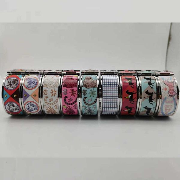 Designer Bracelet H Classic Jewelry Luxury jewelry 20mm width wide version bracelet enamel color rose gold bracelet titanium steel bracelet jewelry Christmas gift
Designer Bracelet H Classic Jewelry Luxury jewelry 20mm width wide version bracelet enamel color rose gold bracelet titanium steel bracelet jewelry Christmas gift