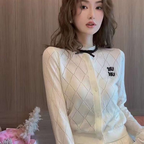 Fall Casual Fashion Women Knits Cardigan Sweater Long Sleeve Single-breasted Patchwork Round Neck Printing Leisure Lady Sweater, White
Fall Casual Fashion Women Knits Cardigan Sweater Long Sleeve Single-breasted Patchwork Round Neck Printing Leisure Lady Sweater, White