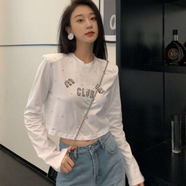 Women' T-shirt Autumn Winter New Casual Fashion Letter Beaded Shoulder Pad Short Slim T-shirt Top Round Neck White Crop Top
Women' T-shirt Autumn Winter New Casual Fashion Letter Beaded Shoulder Pad Short Slim T-shirt Top Round Neck White Crop Top