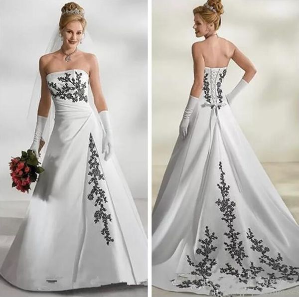 strapless black lace appliques wedding dress 2022 lace up back gothic bridal gowns vestidos de marriage vintage formal long, White
strapless black lace appliques wedding dress 2022 lace up back gothic bridal gowns vestidos de marriage vintage formal long, White