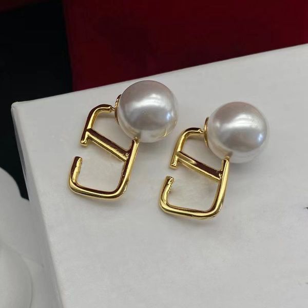 designer stud womens earring hoop earrings luxury pearl studs 18k gold plated stud brand women girls chirstmas gifts, Golden;silver
designer stud womens earring hoop earrings luxury pearl studs 18k gold plated stud brand women girls chirstmas gifts, Golden;silver