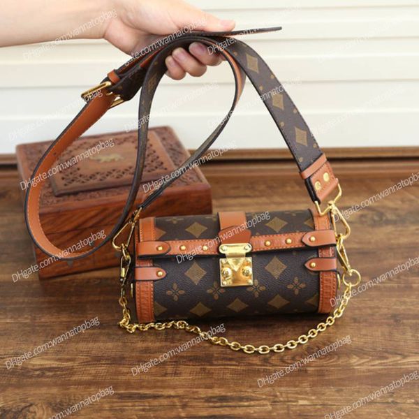 fashion beach shoulder bags premium luxury brand designer flowers versatile ladies portable round bucket storage cosmetic bag classic men�
fashion beach shoulder bags premium luxury brand designer flowers versatile ladies portable round bucket storage cosmetic bag classic men�