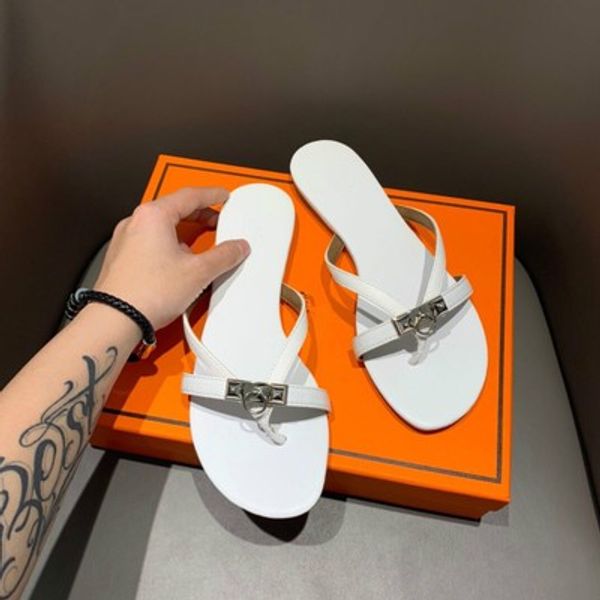 casual shoes 2022 summer women fashion lady slippers pig nose flip flops flat candy color, Black
casual shoes 2022 summer women fashion lady slippers pig nose flip flops flat candy color, Black