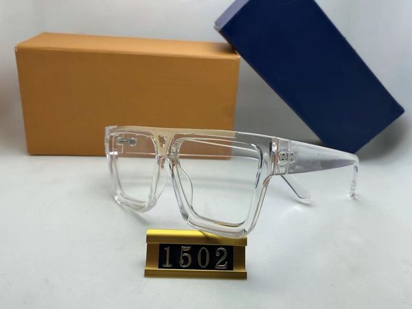 2022 designer sunglasses fashion summer beach glasses full frame letter rectangle design for man woman 8 optional 1502, White;black
2022 designer sunglasses fashion summer beach glasses full frame letter rectangle design for man woman 8 optional 1502, White;black