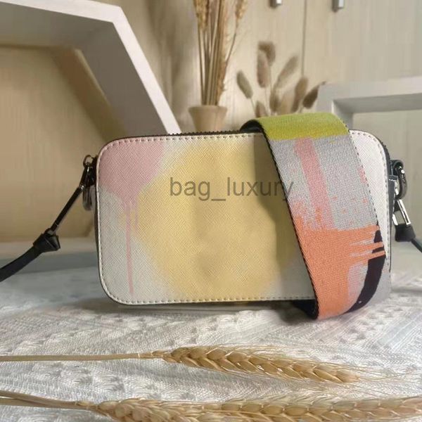 high fashion quality designer camera bag for women mini shoulder hand bags ladies small crossbody purse woman double zipper handbag luxury b
high fashion quality designer camera bag for women mini shoulder hand bags ladies small crossbody purse woman double zipper handbag luxury b