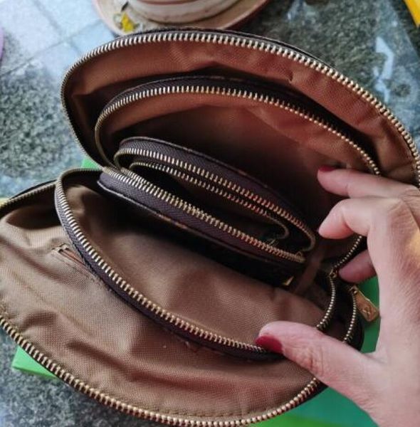 new ladies cosmetic bag designer storage bags ladies cluch wallet storagebag 4 pieces
new ladies cosmetic bag designer storage bags ladies cluch wallet storagebag 4 pieces