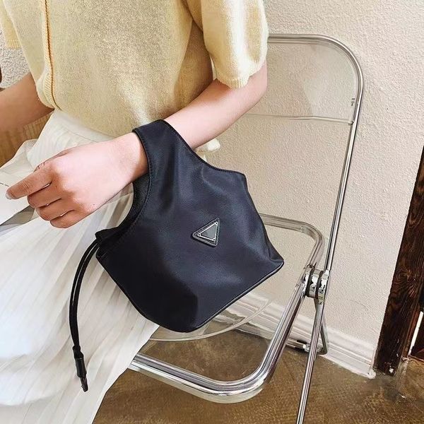 man womens Luxurys Designers Bucket bags handbags hobo purses lady handbag crossbody shoulder channel totes fashion Wallet bag, Beige
man womens Luxurys Designers Bucket bags handbags hobo purses lady handbag crossbody shoulder channel totes fashion Wallet bag, Beige