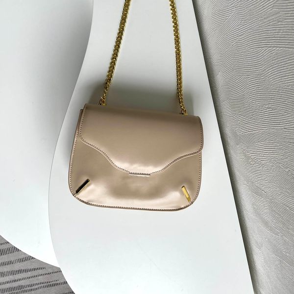 women bag totes luxury designer classic luxury solid color brand wallet gold chain tote bags versatile party
women bag totes luxury designer classic luxury solid color brand wallet gold chain tote bags versatile party