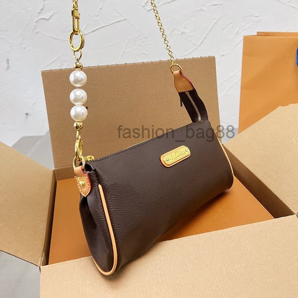 shoulder bags handbags women designer bags classic pearl mahjong bag brown flower handbag purse 2022
shoulder bags handbags women designer bags classic pearl mahjong bag brown flower handbag purse 2022