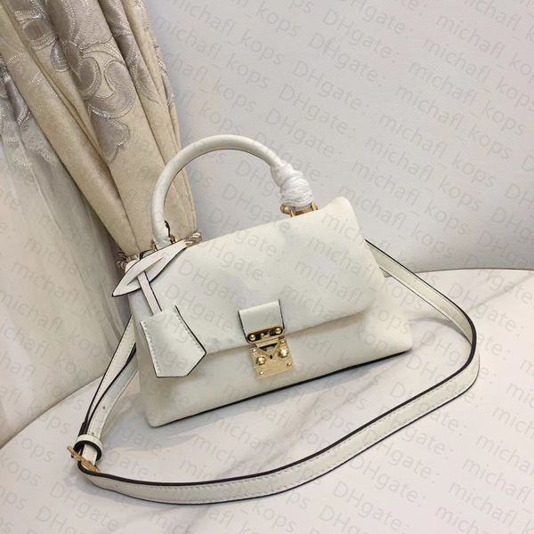 designer women bag large tote tote shoulder cowhide embossed logo clamshell crossbody bag with lock 2022 quality
designer women bag large tote tote shoulder cowhide embossed logo clamshell crossbody bag with lock 2022 quality
