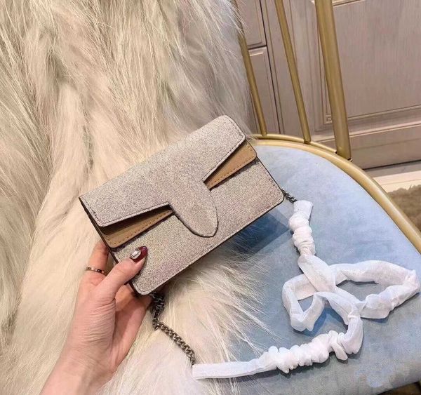 evening bags luxury designer bag mini fashion leather women's shoulder men wallet classic letter female bags
evening bags luxury designer bag mini fashion leather women's shoulder men wallet classic letter female bags