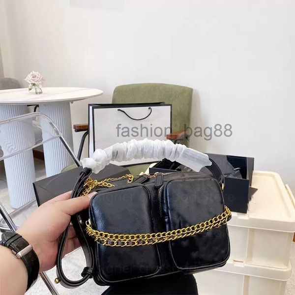 shoulder bags retro french double pocket woman camera bag genuine leather chain famous designer handbags high capacity outdoor sacoche stree
shoulder bags retro french double pocket woman camera bag genuine leather chain famous designer handbags high capacity outdoor sacoche stree