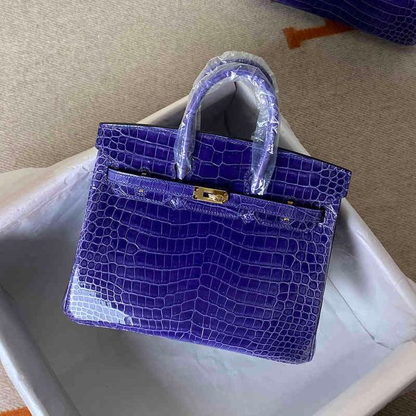 designer bags tote bag hemmes woman's handbag bright face inverted bay crocodile skin bag all hand-made sewn leather hand-held portable
designer bags tote bag hemmes woman's handbag bright face inverted bay crocodile skin bag all hand-made sewn leather hand-held portable
