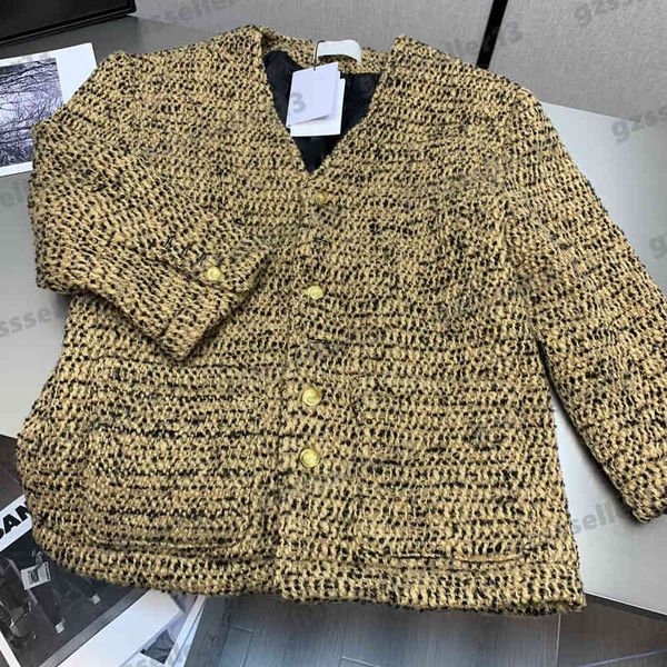 women jackets luxury designer ce classic vintage tweed jacket fashion brand loose v-neck autumn long sleeve jacket for womens clothing, Black;brown
women jackets luxury designer ce classic vintage tweed jacket fashion brand loose v-neck autumn long sleeve jacket for womens clothing, Black;brown