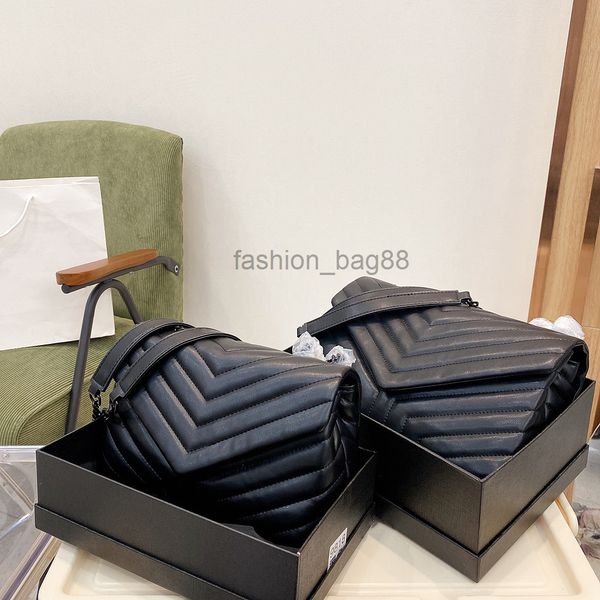 messenger bag luxury handbag shoulder bag brand designer leather ladies metal chain clamshell wholesale color hardware
messenger bag luxury handbag shoulder bag brand designer leather ladies metal chain clamshell wholesale color hardware