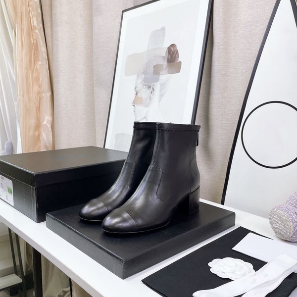 2022 new middle heel ankle boots coat of paint autumn winter luxury senior elegant feminine euro 34-41 us 4-10, Black
2022 new middle heel ankle boots coat of paint autumn winter luxury senior elegant feminine euro 34-41 us 4-10, Black
