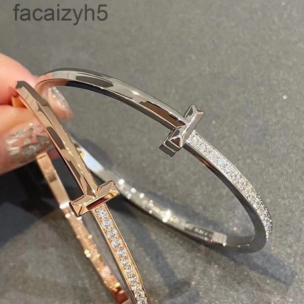 charm bracelets designer t-925 sterling silver narrow half diamond t1 female buckle couple 18k rose gold fashionable and simplea82b, Golden;silver
charm bracelets designer t-925 sterling silver narrow half diamond t1 female buckle couple 18k rose gold fashionable and simplea82b, Golden;silver