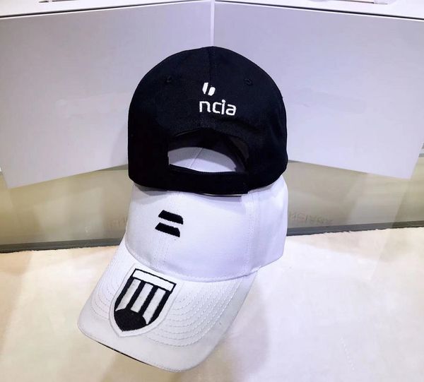 latest snapbacks colors ball caps luxury designers hat fashion trucker cap embroidery letters, Black;white
latest snapbacks colors ball caps luxury designers hat fashion trucker cap embroidery letters, Black;white