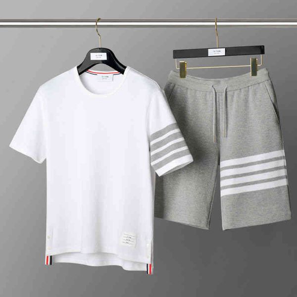 mens tracksuits designer fashion casual sports suits yarn dyed waffle casual summer trendy breathable cool comfortable t-shirts with shorts, Gray
mens tracksuits designer fashion casual sports suits yarn dyed waffle casual summer trendy breathable cool comfortable t-shirts with shorts, Gray