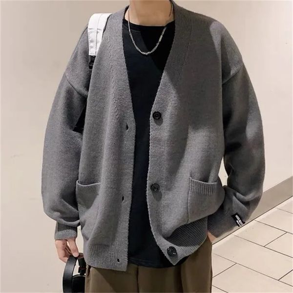 mens sweaters v neck knitted cardigans for men casual sweaters korean fashion singlebreasted mens loose knitwear spring autumn 220901, White;black
mens sweaters v neck knitted cardigans for men casual sweaters korean fashion singlebreasted mens loose knitwear spring autumn 220901, White;black