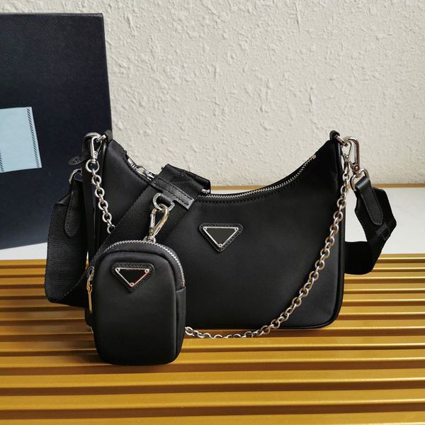 original quality handbags luxuries designers composite bag classic nylon hobo bags cross body designer triad bag lady chains shoulder
original quality handbags luxuries designers composite bag classic nylon hobo bags cross body designer triad bag lady chains shoulder