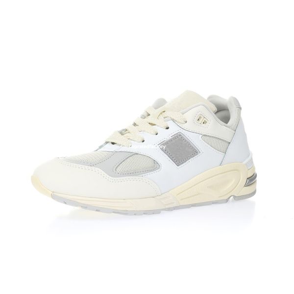 teddy santis 990v2 sea salt sports shoe for men m990v2 sneakers mens running shoes women training m990tc2
teddy santis 990v2 sea salt sports shoe for men m990v2 sneakers mens running shoes women training m990tc2
