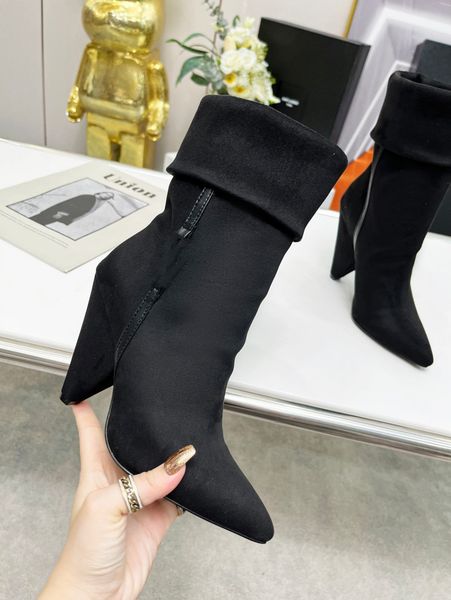 good quality woman fashion wedge boots new arrived ladies autumn winter popular elegant boots femal sheepskin leopard print short shoes size, Black
good quality woman fashion wedge boots new arrived ladies autumn winter popular elegant boots femal sheepskin leopard print short shoes size, Black
