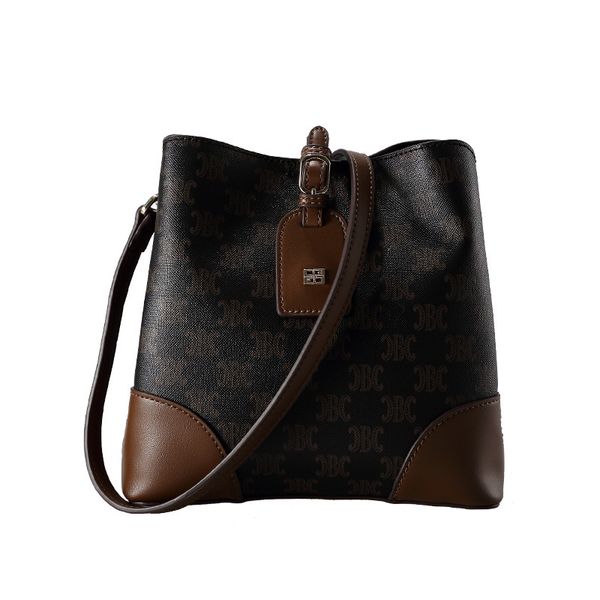 2021 retro style cosmetic bag bucket women's fashion all-match women's shoulder messenger
2021 retro style cosmetic bag bucket women's fashion all-match women's shoulder messenger
